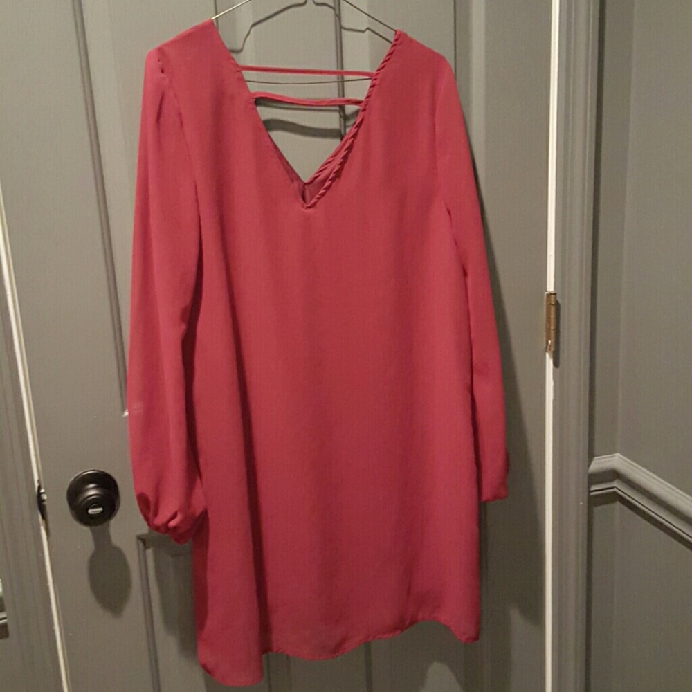 Japana V-neck dress with sheer sleeves
